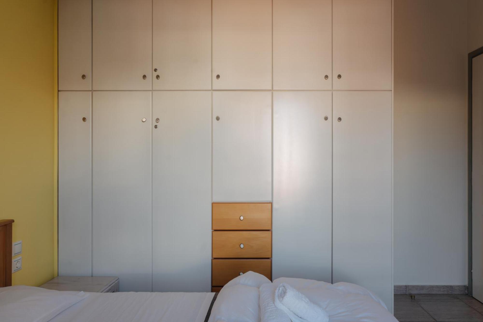 Nefeli City Apartments Patras Exteriör bild