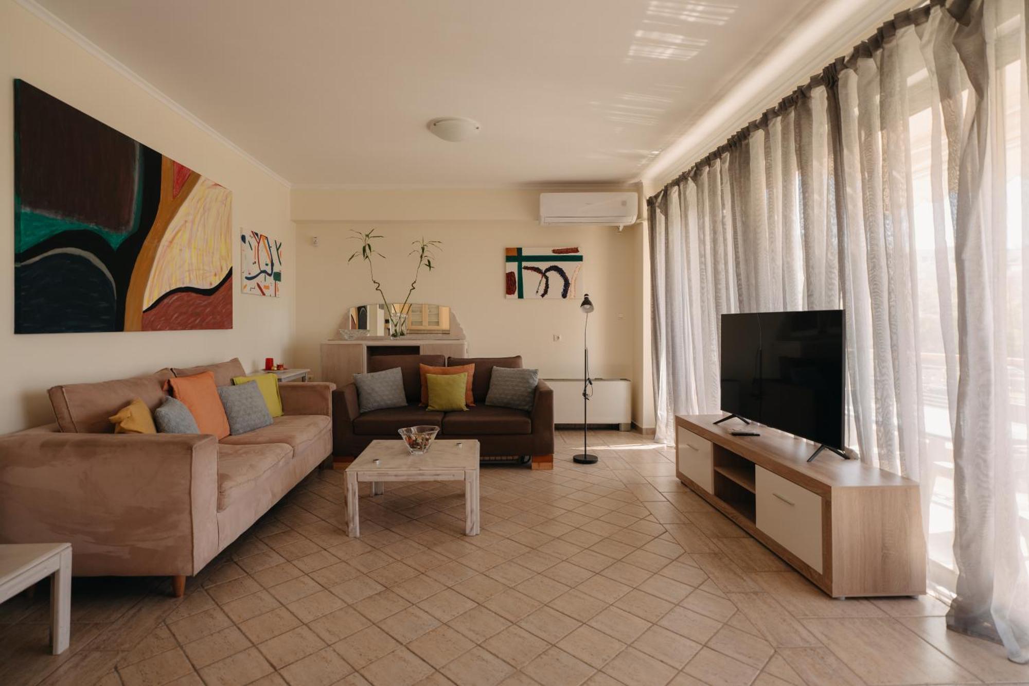 Nefeli City Apartments Patras Exteriör bild